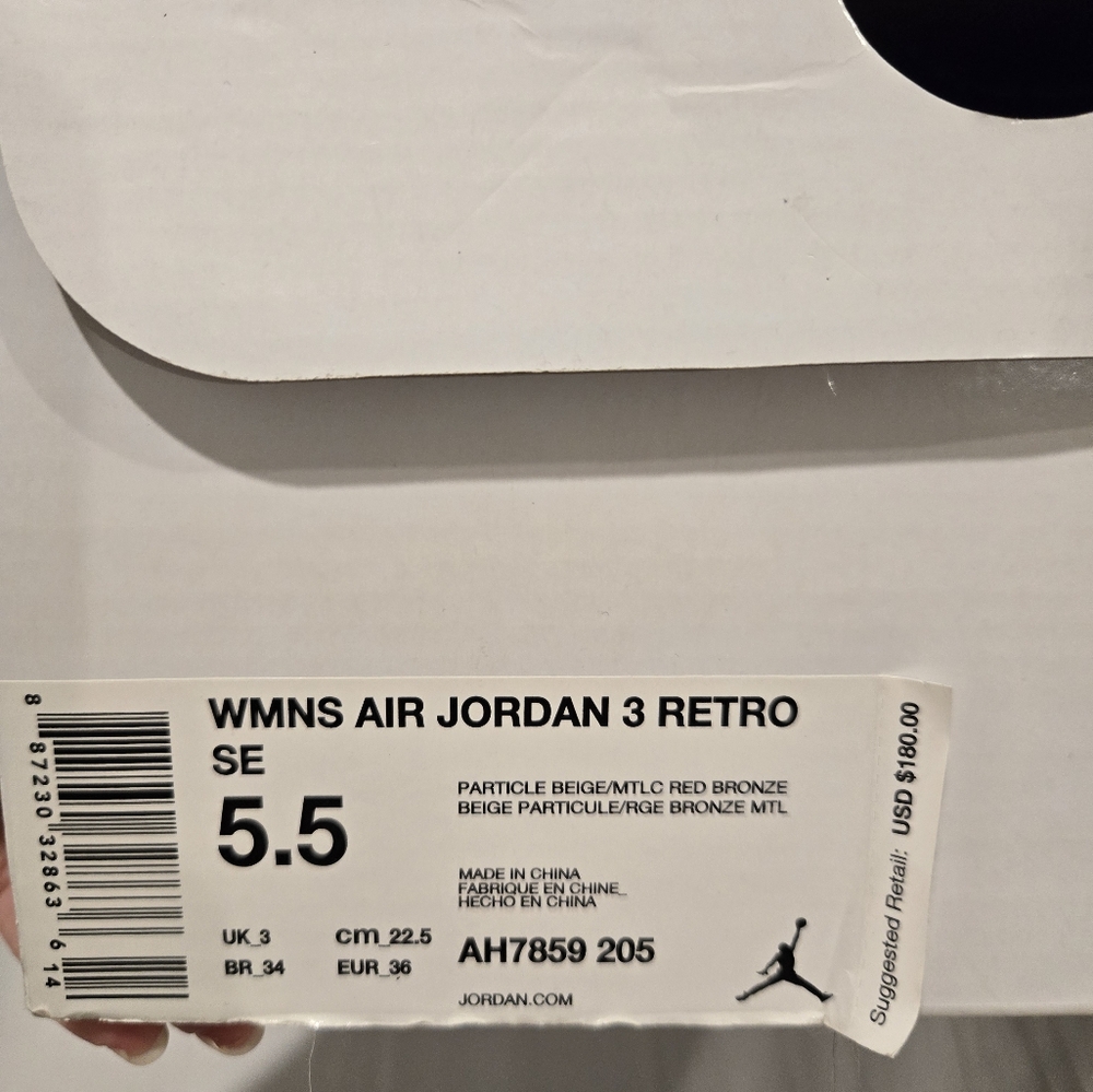 WMNS Air Jordan 3 Retro - Particle Beige/Metallic Red Bronze